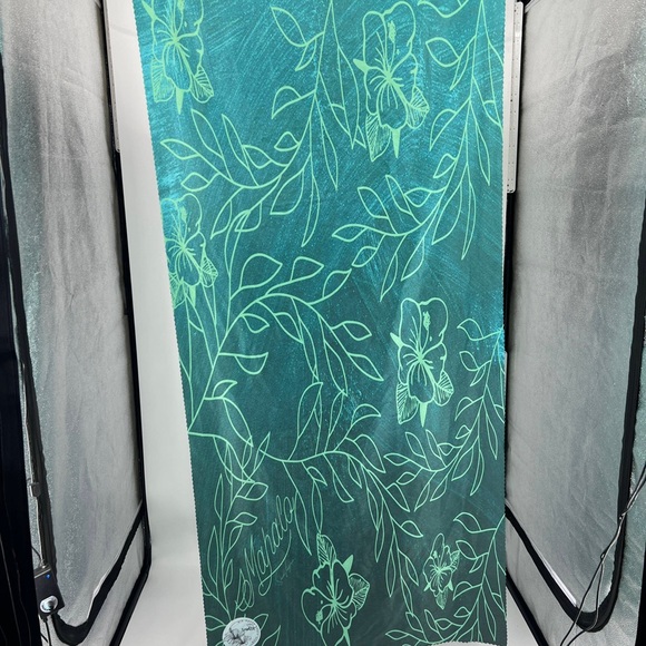 Brand new Microfiber towels!!Great for camping, hiking, boating and traveling! - Picture 1 of 4